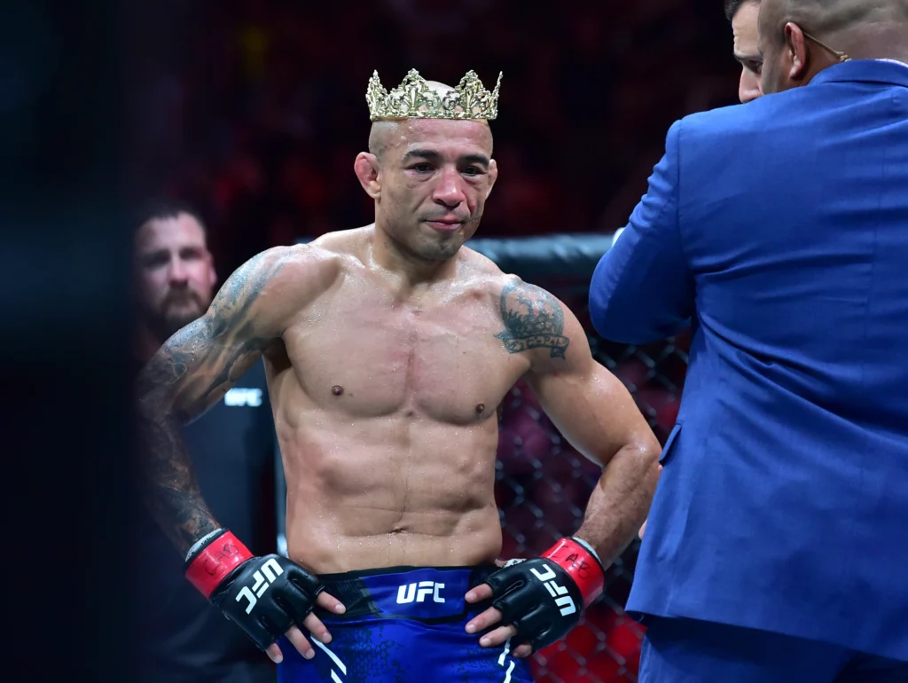 José Aldo é um veterano do UFC. Contratado pela organização há mais de uma década, o brasileiro tem lugar no Hall da Fama da companhia de MMA.