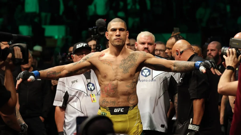 Alex 'Poatan' vai colocar o cinturão do UFC em xeque no próximo sábado.