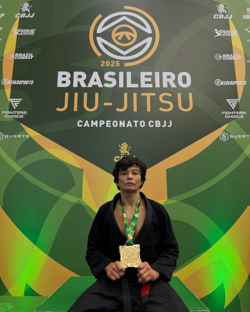 SaveClip.App 491453153 18502292926047545 3743340836570746821 n VF Comunica João Miyao é campeão brasileiro m1 pluma: A lenda permanece