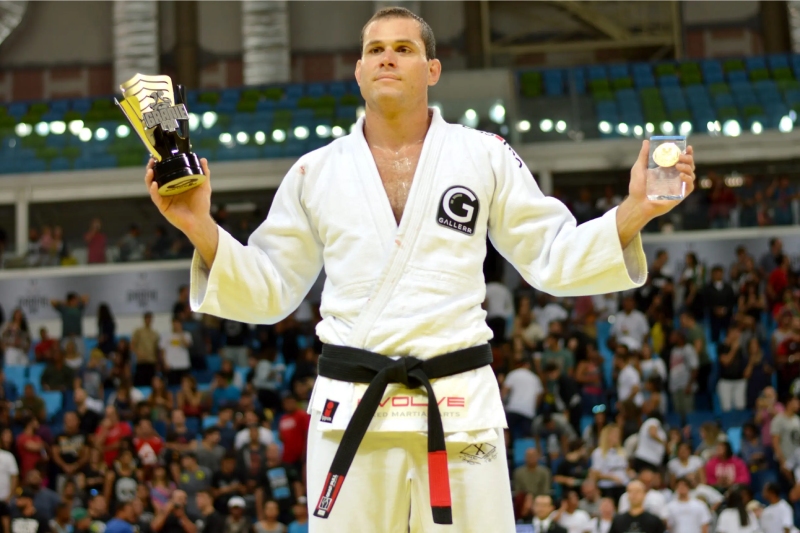 Roger Gracie é uma lenda do Jiu-Jitsu