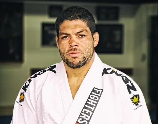 André Galvão issued an official statement denying the allegations.