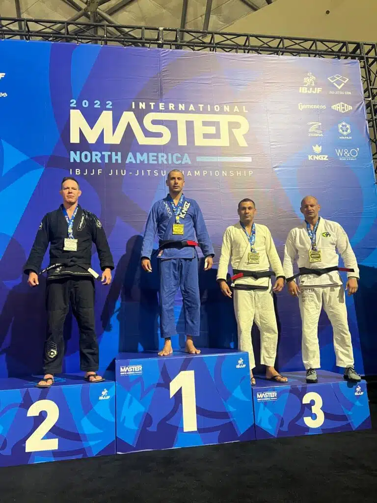Felipe Souza wins gold and silver at IBJJF Master North America 2022 1 Felipe Souza é faixa-preta e um assíduo competidor de Jiu-Jitsu