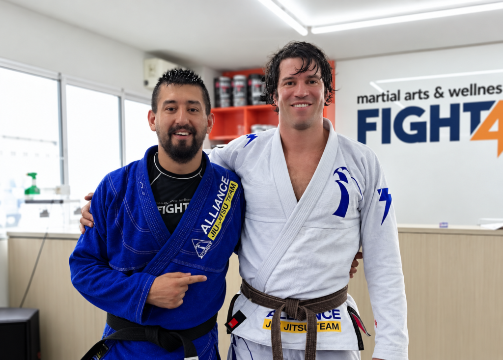 Márcio Zaca: da construção da Dream Art à formação de talentos no Jiu-Jitsu 1 Zaca e Warley durante treino em sua academia, em São Paulo. Foto: Arquivo Pessoal