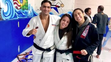 Thamires em foto de arquivo pessoal VF Comunica Thamires Monteiro festeja temporada e traça meta: “brilhar na faixa-preta”