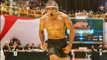 Yuri Simoes BJJ VF Comunica Yuri Simões celebrates winning streak, forecasts "more MMA fights and the ADCC" in 2022