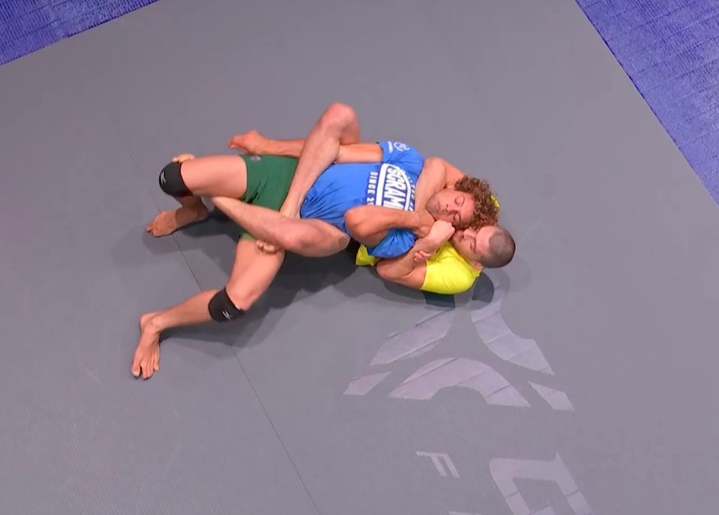 Roberto Jimenez VF Comunica Roberto Jimenez finaliza Magid Hage no Polaris 19