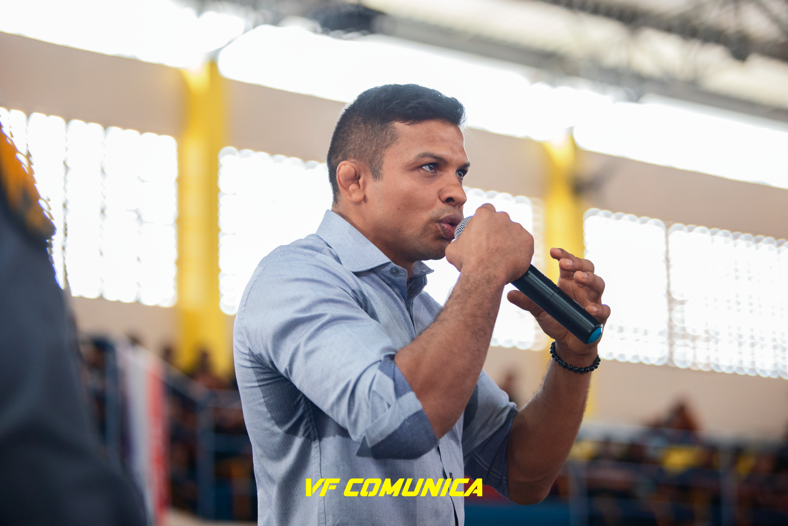 Bibiano Fernandes agora vai comecar sua carreira como empresario VF Comunica Bibiano Fernandes starts career as an entrepreneur and joins forces with Mr Cage