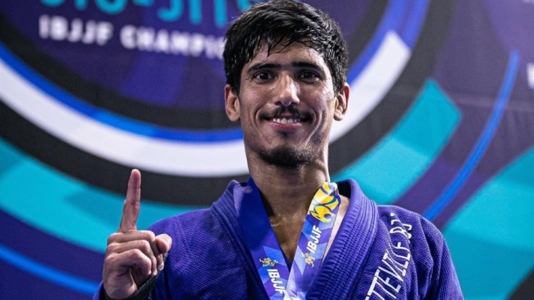 bebetoO VF Comunica Bebeto Oliveira arrives at the 2022 World Cup in high spirits: “Champion’s mind”