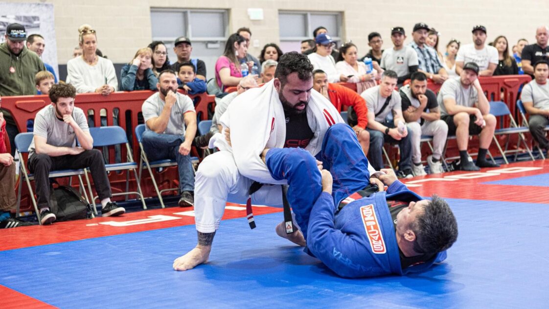 Marcus Salerno ajusta preparação, conquista medalhas e foca no Mundial Master: “Objetivo!”