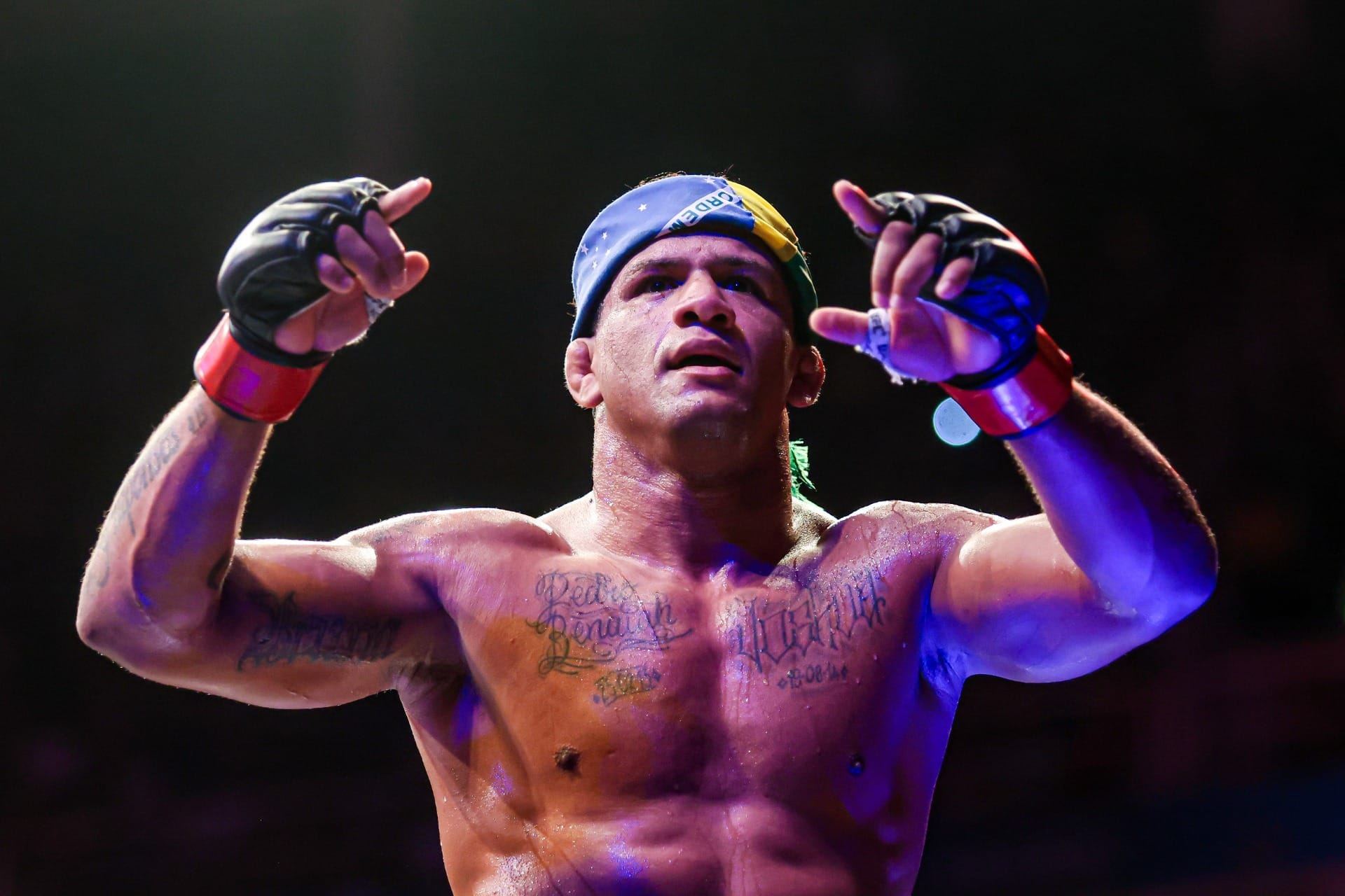 gilbert durinho vibra com triunfo no ufc 283 134516 VF Comunica Estudo de caso: a comunicação de Gilbert Burns no UFC Rio