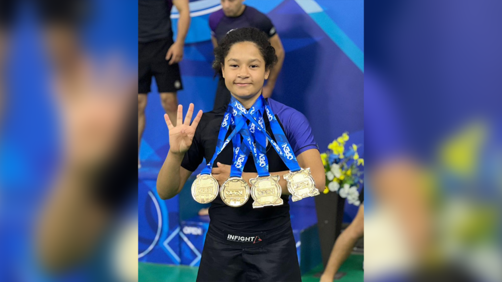 ANA LUIZA VF Comunica Nova joia do TMD brilha na faixa-azul juvenil 