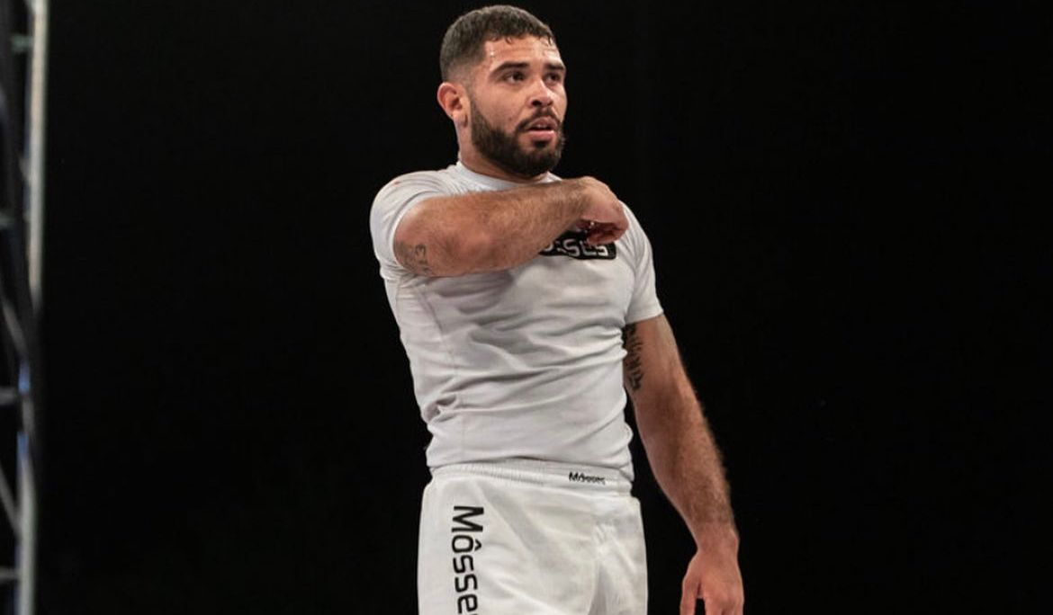 WhatsApp Image 2023 08 28 at 18.09.34 VF Comunica Porfírio at Blue Collar: victories over stars make him more confident