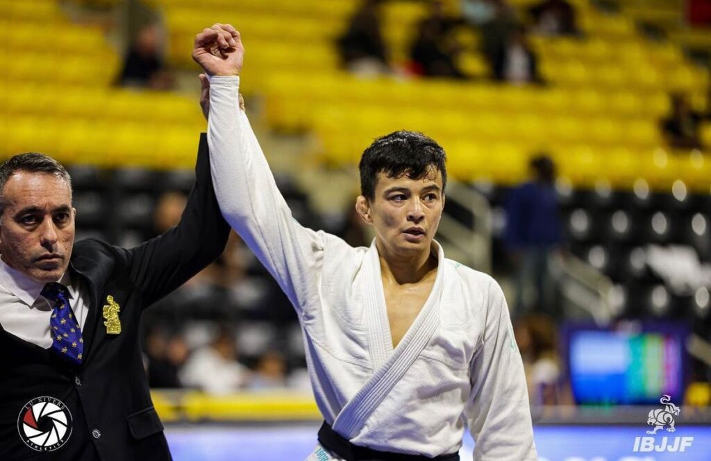 Lendas no Mundial Master: Bruno, Lovato, Formiga, e Miyao em ação 1 WhatsApp Image 2023 08 29 at 13.17.00 VF Comunica Lendas no Mundial Master: Bruno, Lovato, Formiga, e Miyao em ação