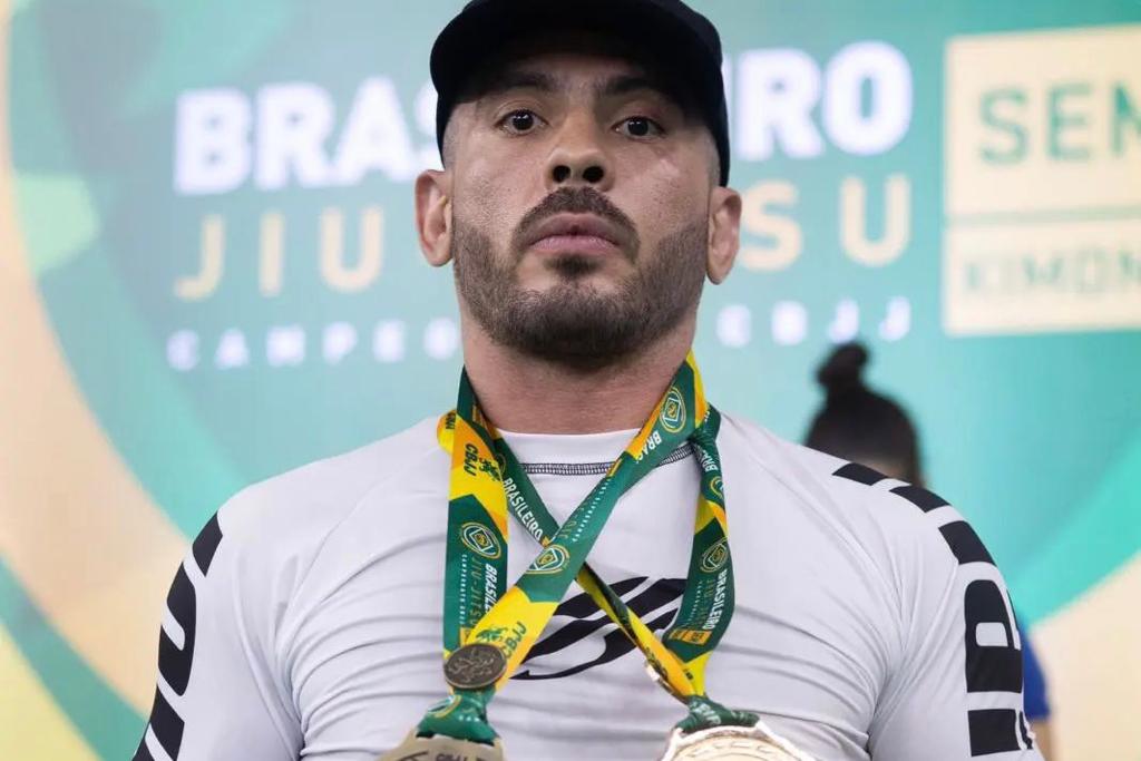 Luciano Bernert celebra fase “embalada” após ouro no Brasileiro Nogi 9 WhatsApp Image 2023 09 27 at 16.54.13 VF Comunica Luciano Bernert celebra fase “embalada” após ouro no Brasileiro Nogi