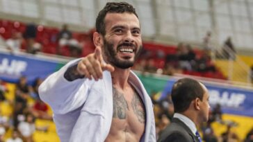 WhatsApp Image 2023 09 30 at 09.33.06 VF Comunica Luciano Bernert exalta desempenho de seus alunos no Sul-Americano