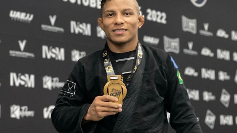 WhatsApp Image 2023 10 03 at 13.26.43 VF Comunica Cássio Silva: “o Jiu-Jitsu cresce de forma inacreditável na França”