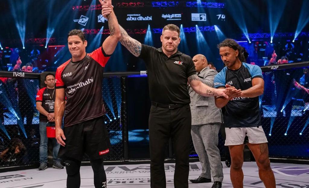 Neiman Gracie derrotou Ben Henderson na luta principal do ADXC. Foto: Divulgação/ADXC