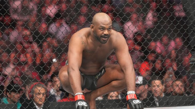 Jon Jones está fora do UFC 295. Foto: Divulgação/UFC