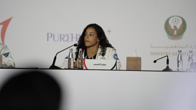 DSC04920 VF Comunica Campeã do World Pro, Júlia Alves responde desafio de Luiza Monteiro: "honrada e preparada"