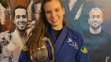Camila Reis é um dos maiores talentos do Jiu-Jitsu feminino na faixa-roxa e tem se tornado uma atleta completa dentro e fora dos tatames.