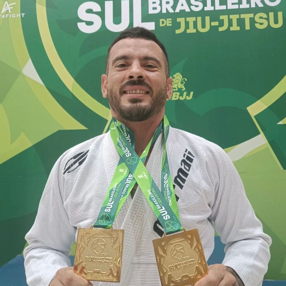 Imagem do WhatsApp de 2024 02 14 as 19.19.17 a8ffc820 edited VF Comunica Tricampeão do Sul-Brasileiro, Luciano Bernert é movido pelo lema de que "o exemplo arrasta"