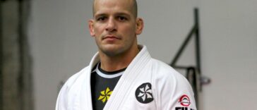 Xande Ribeiro é o primeiro entrevistado no Off The Mats, do canal Vitor Freitas Comunica.