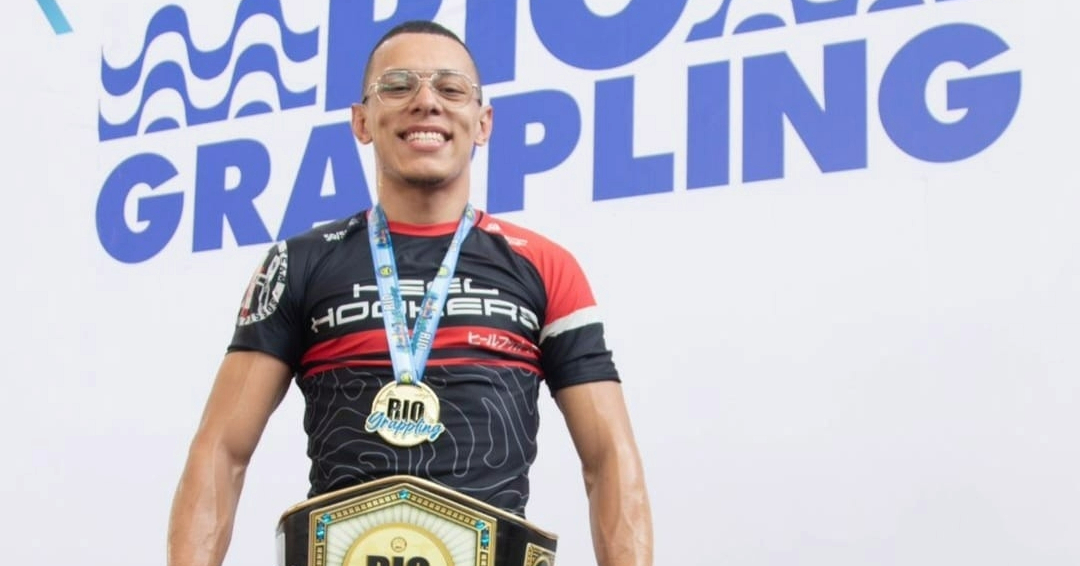 WhatsApp Image 2024 03 08 at 09.53.50 VF Comunica Bernardo Passos, representante da Luta Livre, é homenageado pela CBLLE