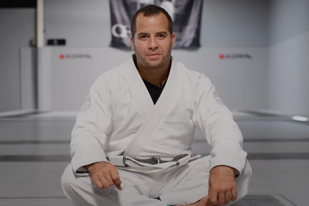 Leonardo Vieira tem anos de história no Jiu-Jitsu, arte marcial que ele conheceu ainda na infância, aos oito anos de idade.
