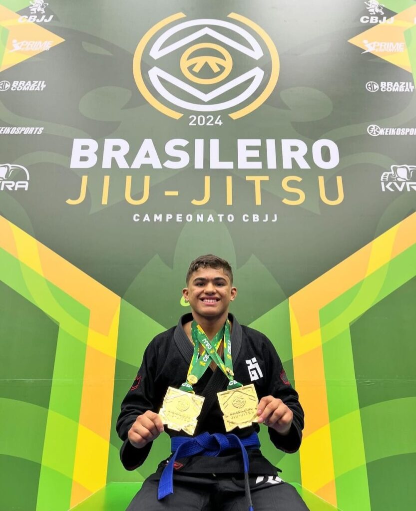 Kalebe Henrique, atleta juvenil de Melqui Galvão, foi double gold, na faixa-azul, no Brasileiro de Jiu-Jitsu.