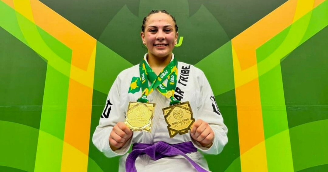 WhatsApp Image 2024 04 25 at 10.19.01 VF Comunica Lillian Marchand, faixa-roxa, fica com o ouro do absoluto no Brasileiro de Jiu-Jitsu