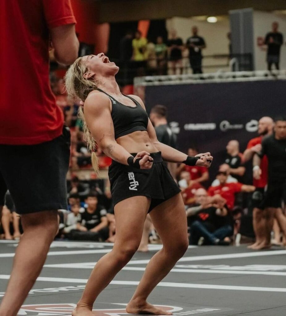 Anna Rodrigues foi uma das atletas que brilhou nas seletivas brasileiras do ADCC.