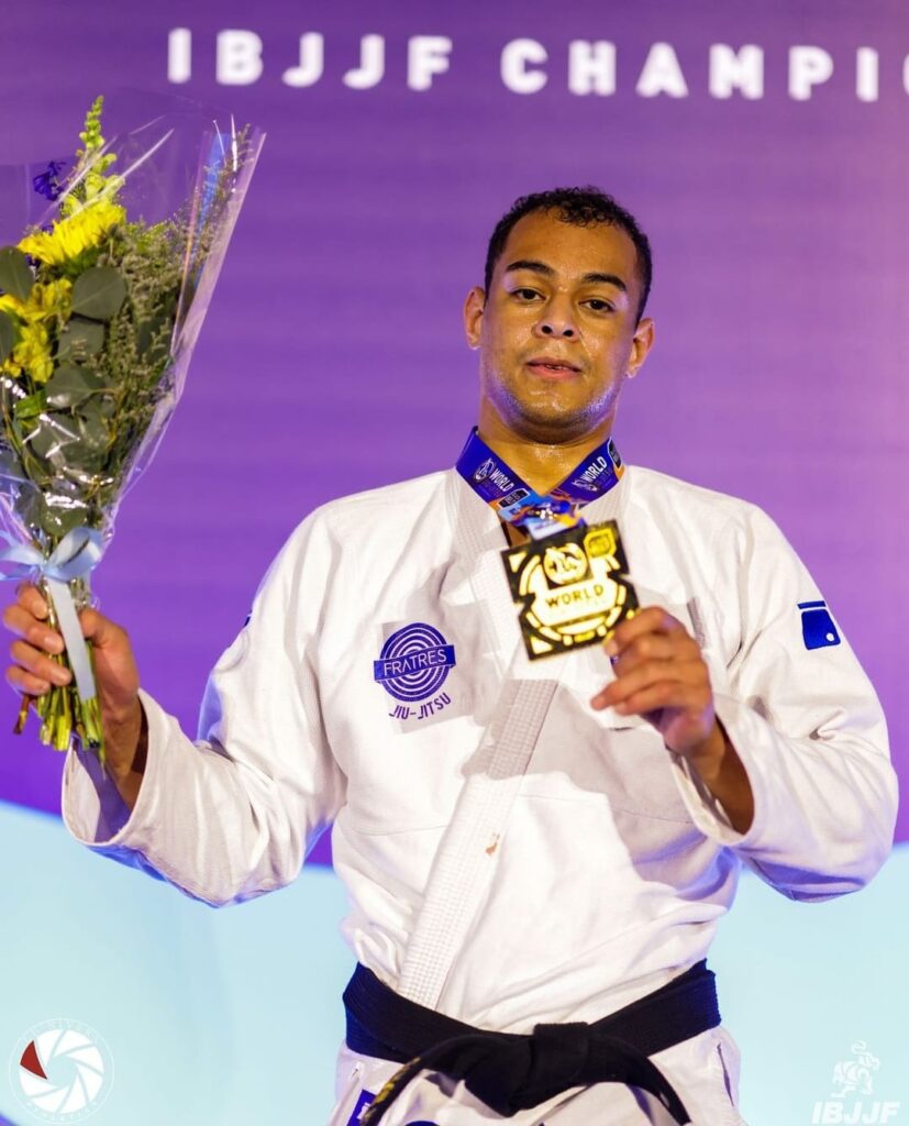 Na faixa-preta, Anderson Munis foi campeão mundial da IBJJF pela primeira vez em 2024.