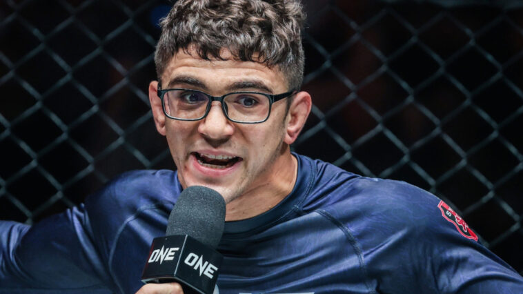 Mikey Musumeci flips the switch on Gabriel Sousa at ONE 167 scaled 2 VF Comunica Mikey Musumeci revela infecção grave após vitória relâmpago no UFC BJJ: “Eu não conseguia andar”