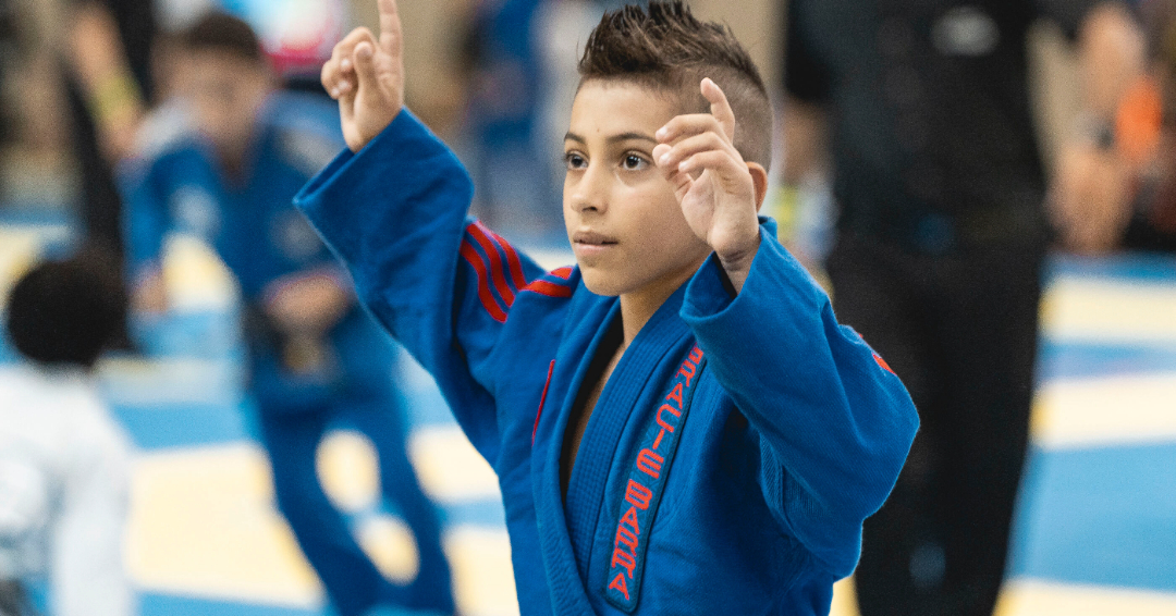 v2 a24932d8 30c3 4ff2 9fe7 d562963c9855 1 VF Comunica Talento mirim da Gracie Barra, Vitor 'Pitbull' vai lutar pelo ouro no ADCC Youth, em Vegas