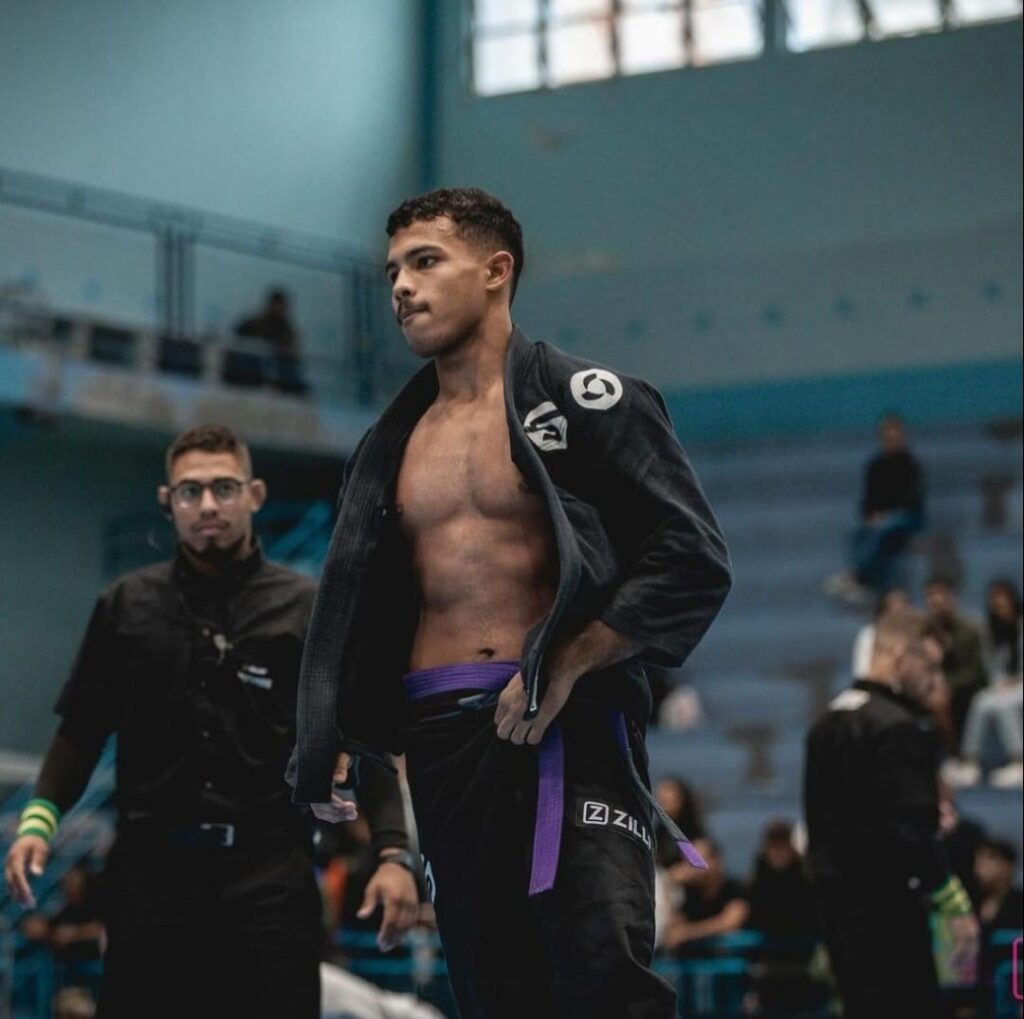 Faixa-roxa de Luciano Bernert coleciona medalhas e comenta evolução 2 Para Rafhael, uma mentalidade bem fortalecida tem sido determinante nos sucessos recentes.