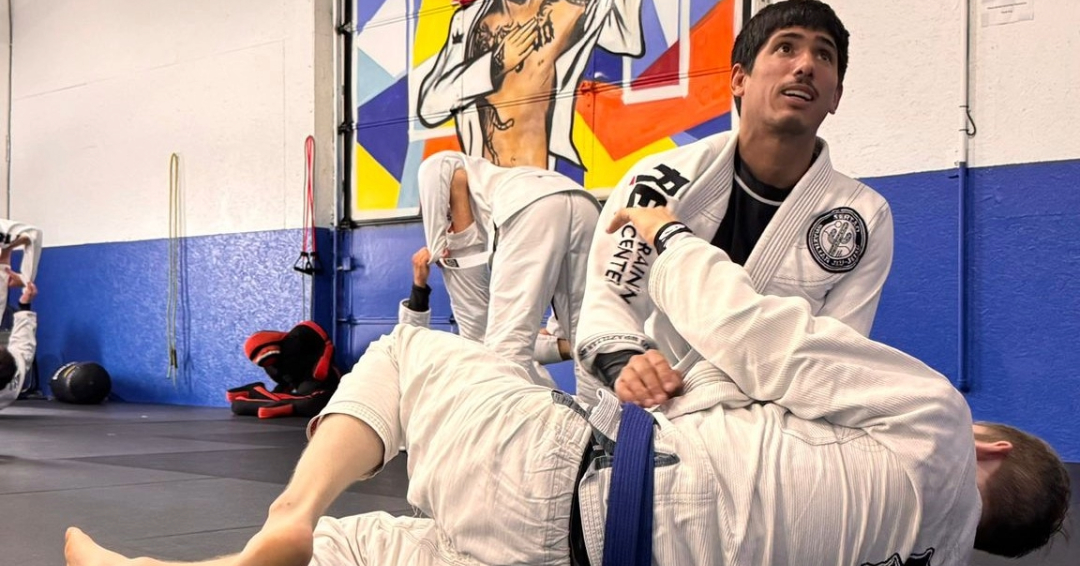 WhatsApp Image 2024 08 22 at 13.50.53 VF Comunica Roney Edler comenta seminários de Bebeto Oliveira e Tayane Porfírio, campeões mundiais de Jiu-Jitsu
