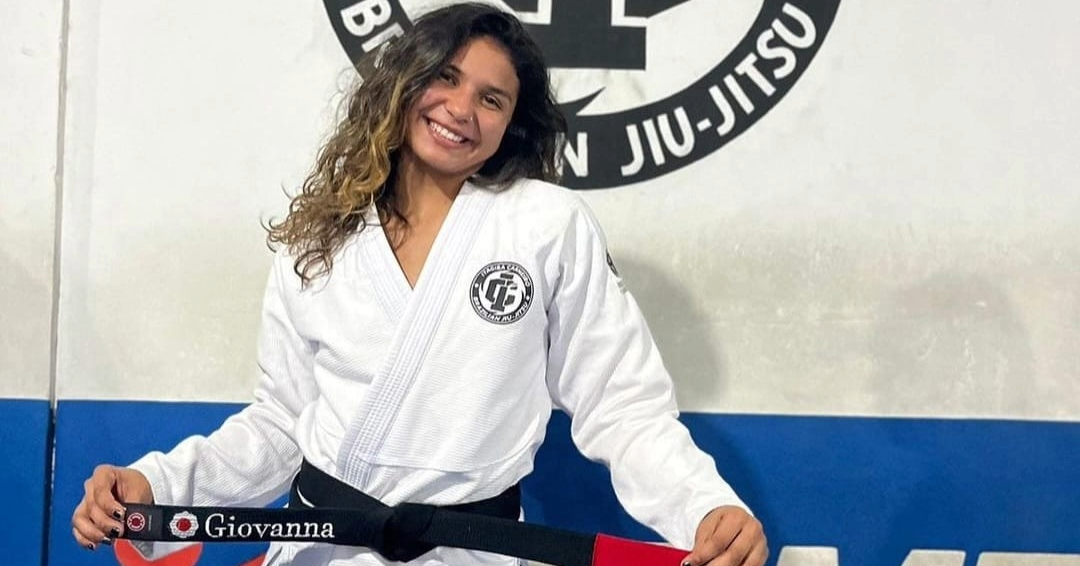 WhatsApp Image 2024 09 11 at 15.58.34 VF Comunica Giovanna Carneiro quer manter ritmo de vitórias na faixa-preta de Jiu-Jitsu