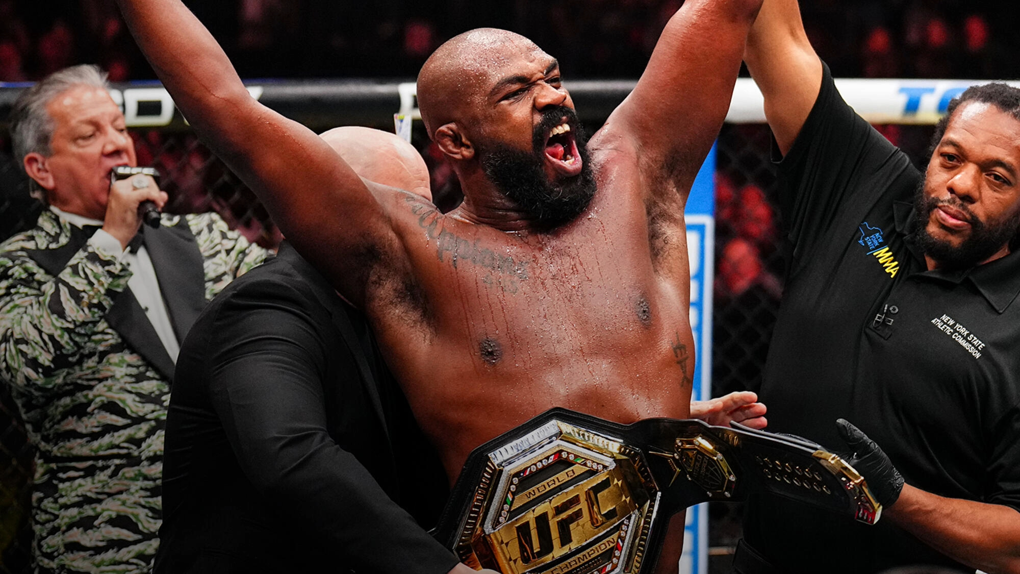 Jones 1 VF Comunica UFC 309: Jon Jones nocauteia Miocic e perpetua reinado entre os pesados; Charles do Bronx também vence