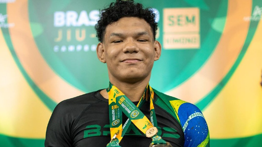 Kaua 1 VF Comunica Promessa do Jiu-Jitsu, Kauã Gabriel brinca e diz que é o 'azarão mais abençoado' do GP do BJJ Stars