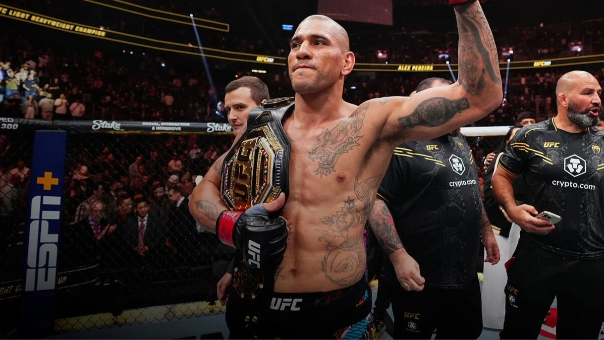 PoatanDivulgacaoUFC 1 VF Comunica Alex 'Poatan', campeão meio-pesado do UFC, planeja volta para o ano que vem