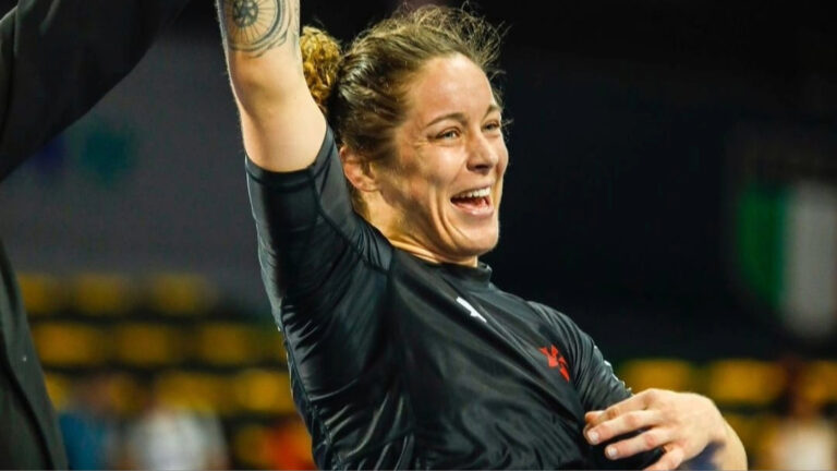 WhatsApp Image 2024 11 12 at 12.53.48 VF Comunica ADXC 7: Aurelie Le Vern sees match against Ana Carolina Vieira as a boost in her career