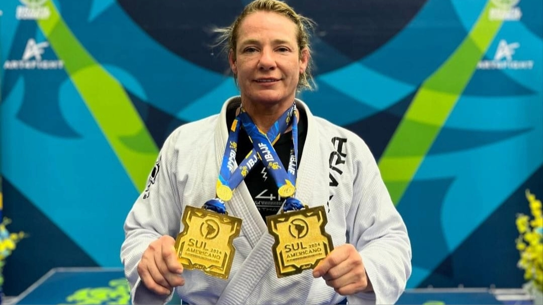 WhatsApp Image 2024 11 18 at 18.24.25 VF Comunica Sul-Americano da CBJJ: Leo Ferreira e Amanda Magda faturam ouro duplo