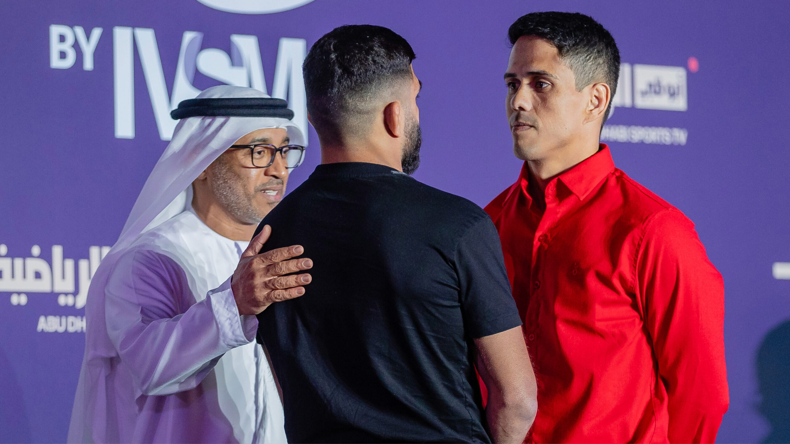 A55I9181 1 scaled VF Comunica ADXC 8: Atletas se encaram e batem peso antes do show; saiba como assistir ao vivo