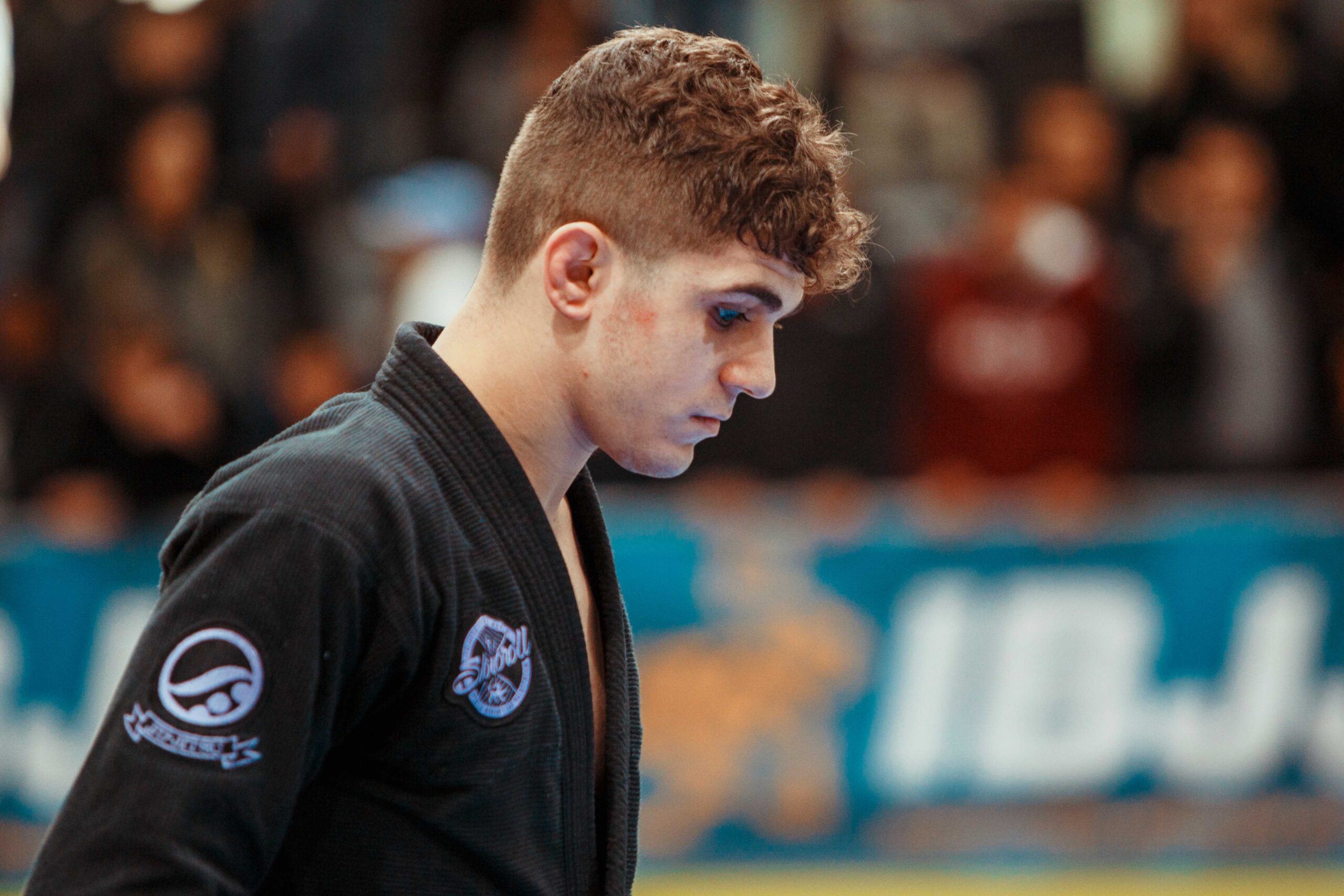 Mikey Musumeci é faixa-preta de Jiu-Jitsu, tetracampeão mundial e agora atleta exclusivo do UFC.