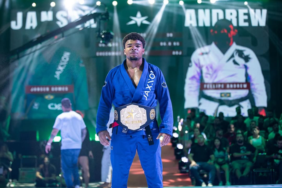 jansen gomes cinturao VF Comunica Jansen Gomes comemora título do BJJ Stars e projeta duelo contra Mica Galvão: "quero ser campeão duplo"