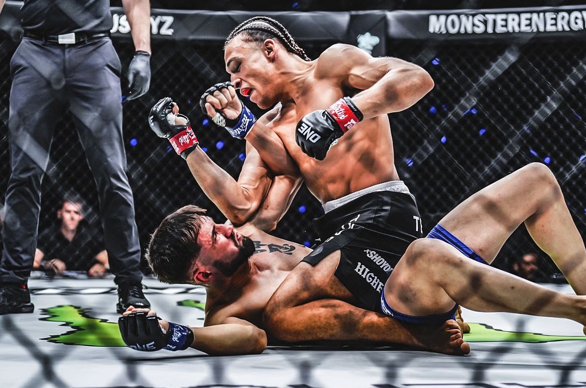 Kade1 VF Comunica ONE 171: Kade Ruotolo continua invicto no MMA; Bibiano Fernandes pendura as luvas
