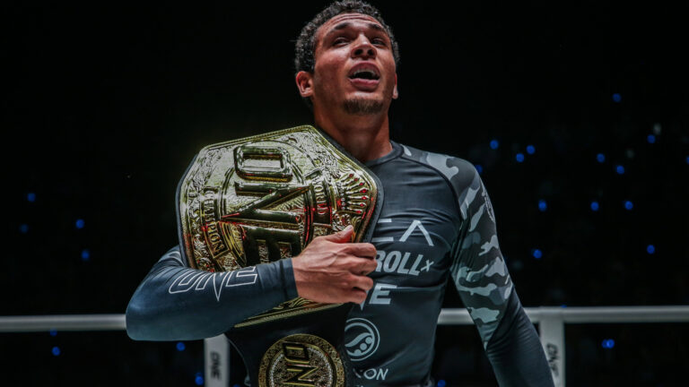 Tye Ruotolo disputa cinturão de MMA do ONE na terceira luta da carreira 2 Tye Ruotolo Magomed Abdulkadirov ONE Fight Night 16 40 scaled 1 1 VF Comunica Tye Ruotolo disputa cinturão de MMA do ONE na terceira luta da carreira