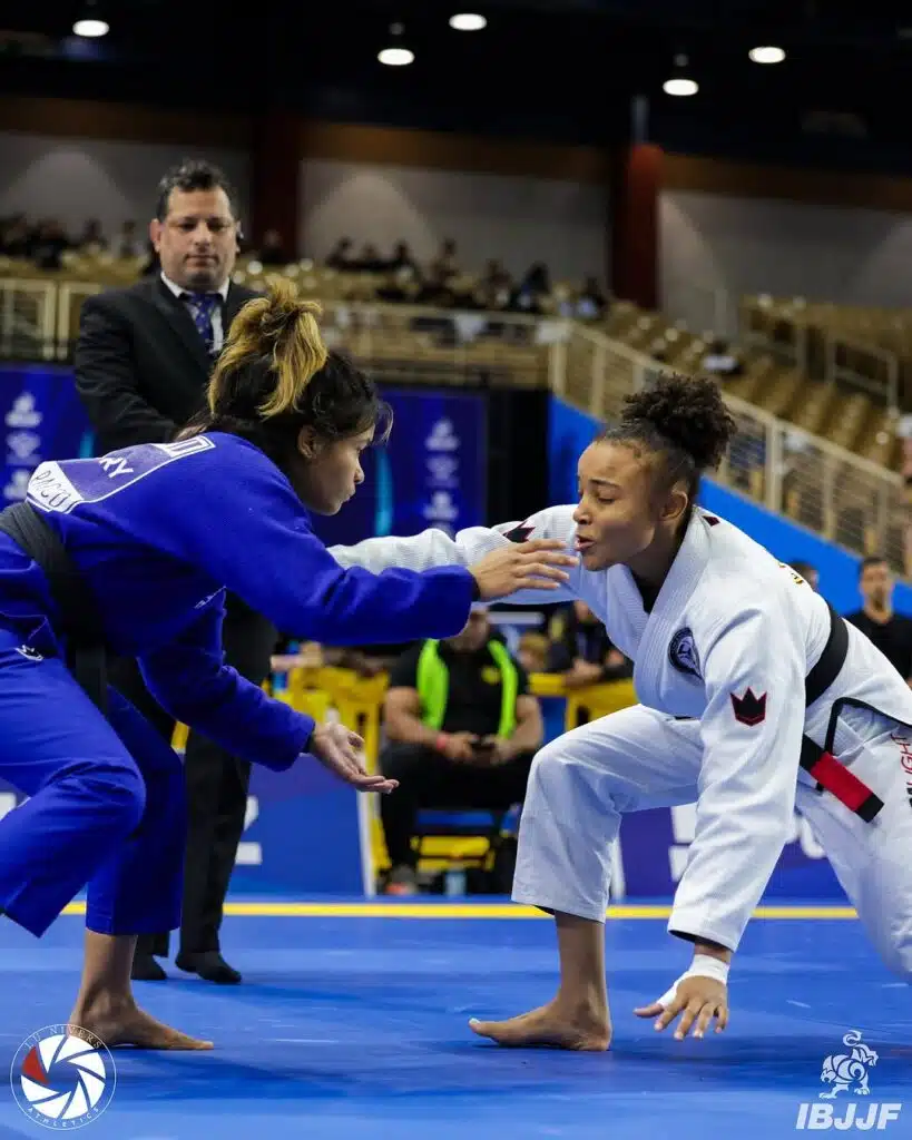 Depois de vencer Cassia Moura, Maria Luiza Nunes comenta trajetória de ouro no Pan 2 Maria Luiza e Cassia Moura fizeram a final do peso pena, faixa-preta adulto feminino, no Pan-Americano de Jiu-Jitsu.