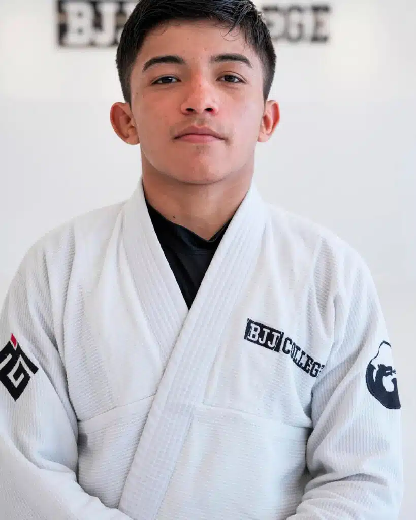 Faixa-azul de Melqui Galvão estreia em superluta no BJJ Stars 15 1 Angelus França vai lutar no BJJ Stars no próximo mês.