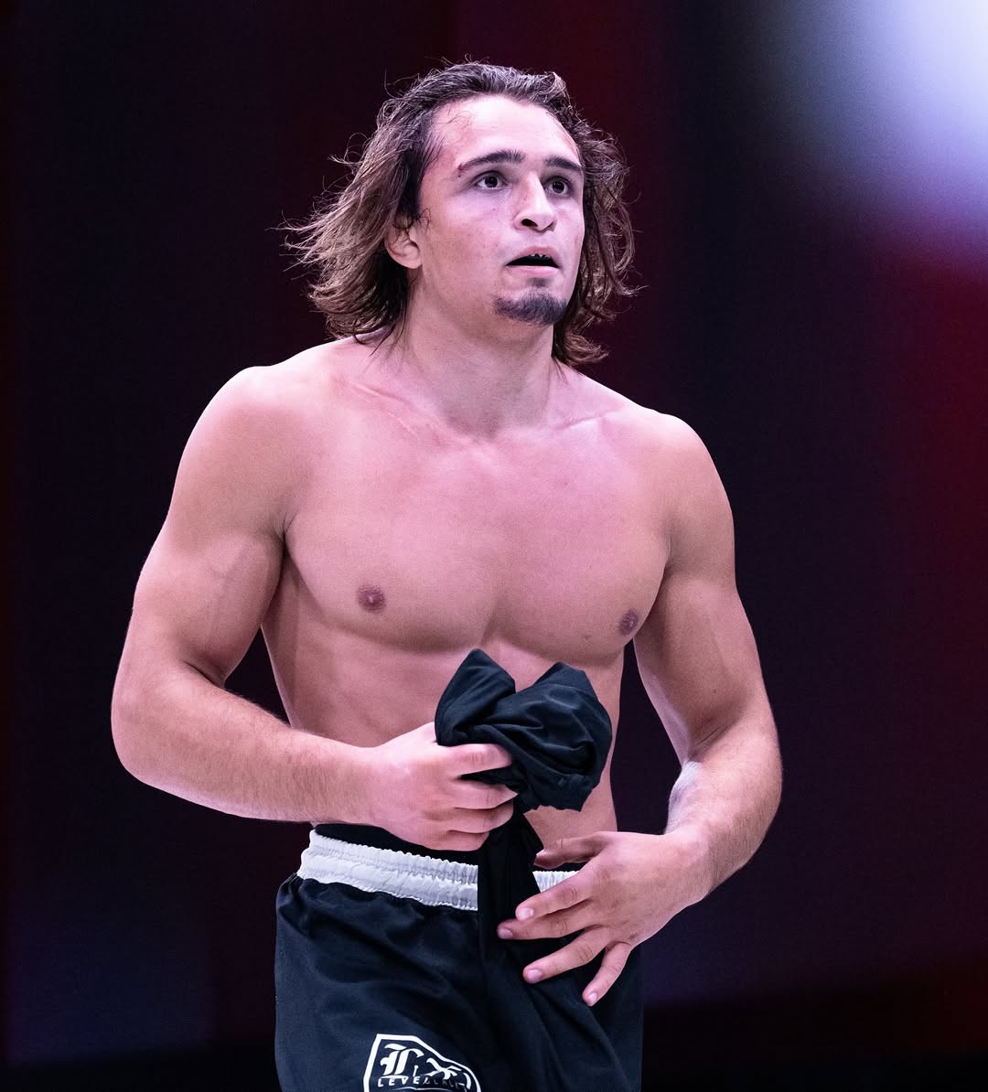 SaveClip.App 472506165 604413705504736 1570245943277610033 n VF Comunica Jay Rodriguez sinaliza interesse pela AOJ após saída polêmica do B-Team